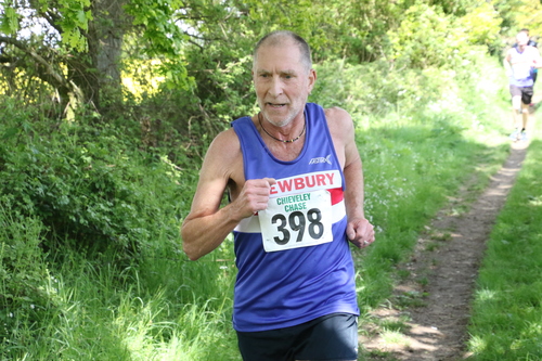 photo 0513 of a runner