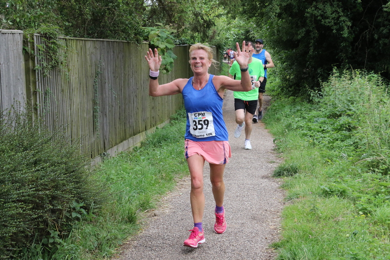 photo 1139 of a runner