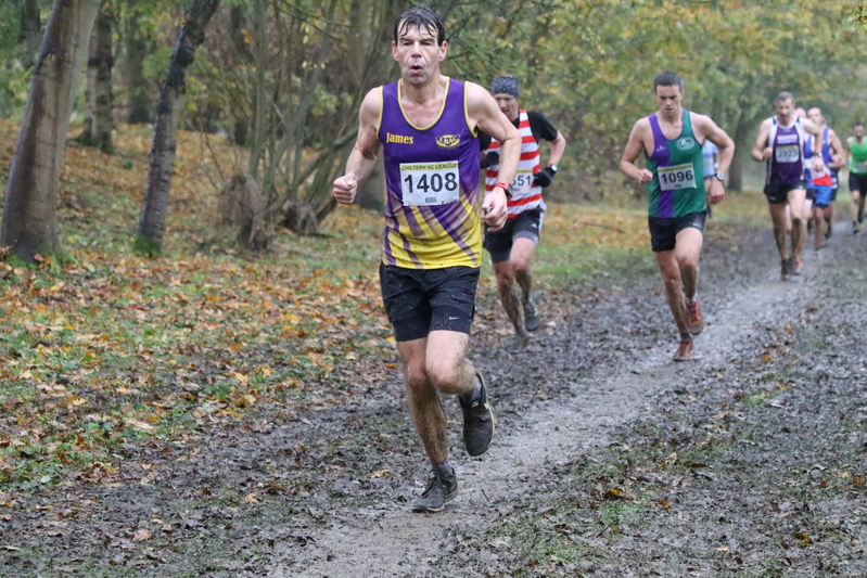 photo 2631 of a runner