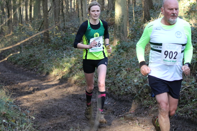 photo 3203 of a runner