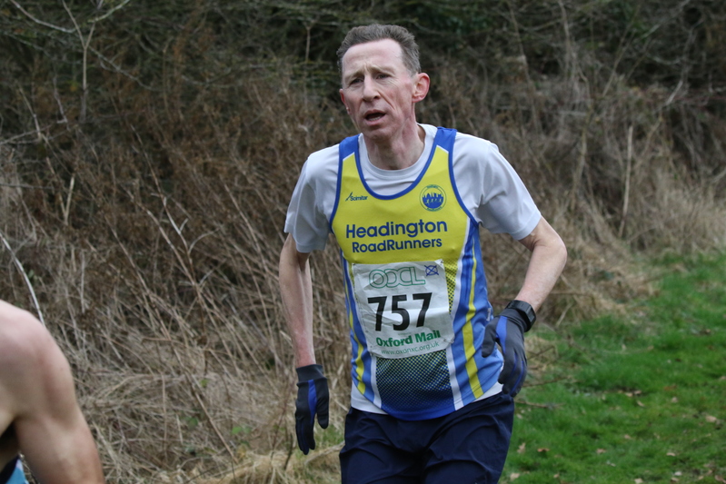 photo 0605 of a runner