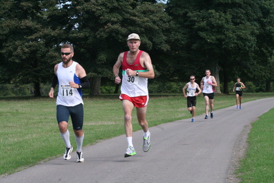 thumbnail for the story about the 2013 Finstock 10K